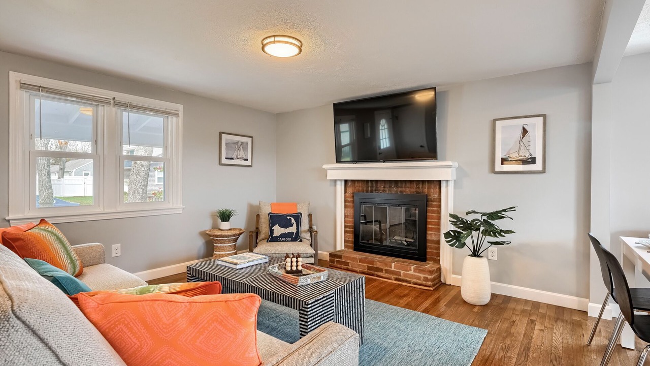 Photo of Livingroom in Hyannis