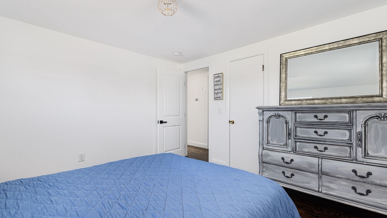 Photo of Bedroom in Middletown
