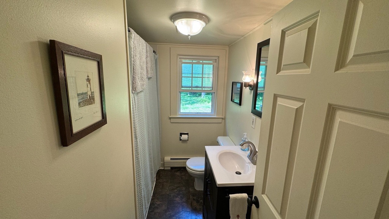 Photo of Bathroom in York Harbor