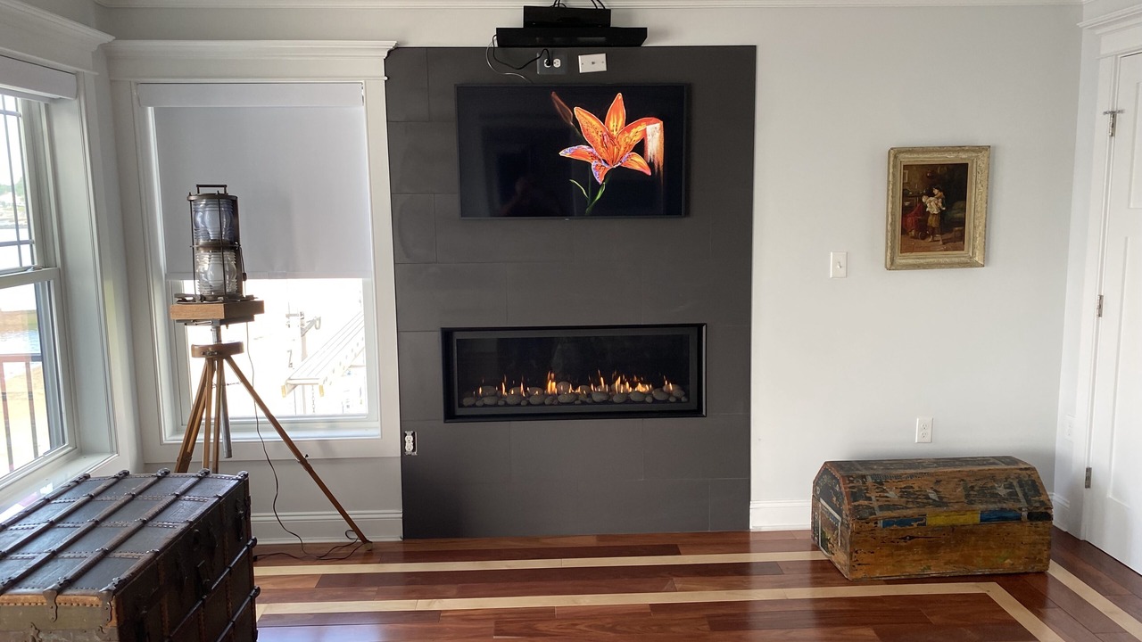 Photo of Livingroom in Westbrook Center