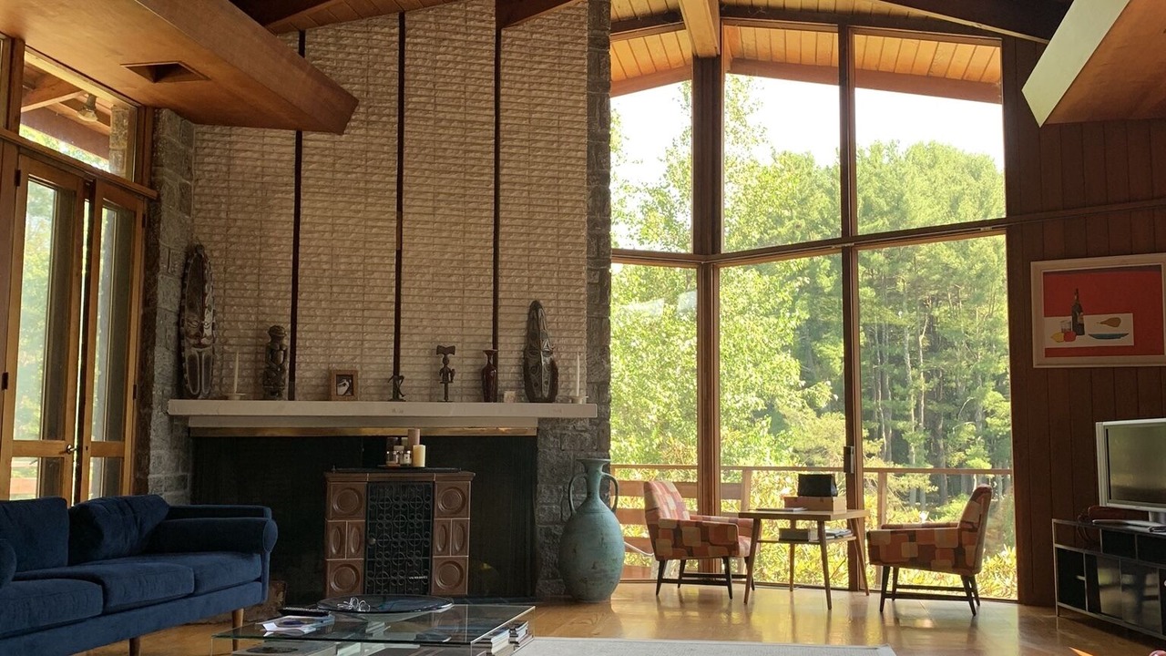 Photo of Livingroom in Ellenville