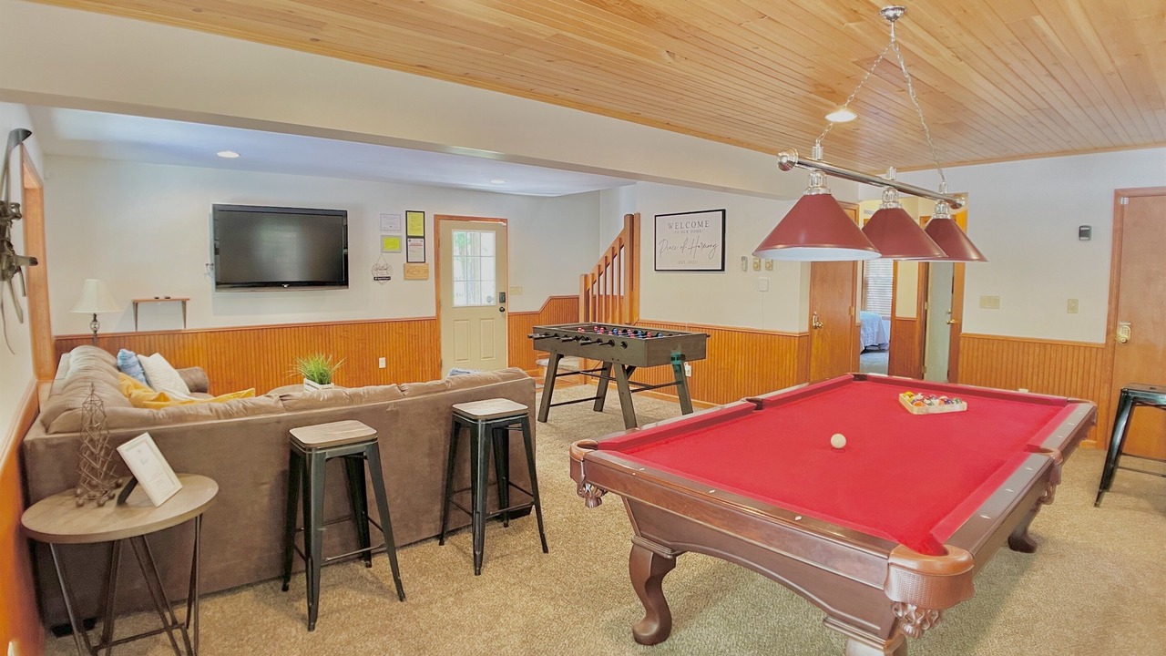 Photo of Bedroom in Lake Harmony Estates