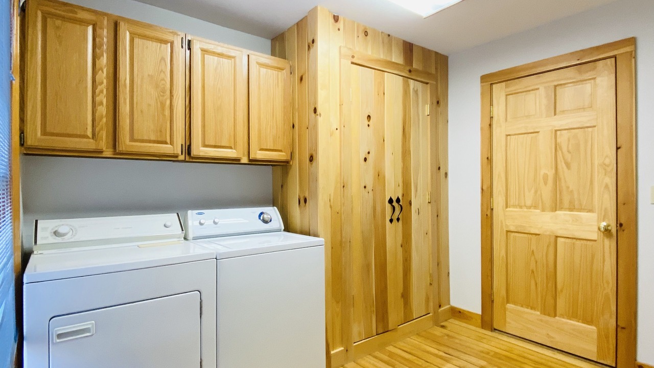 Photo of Bedroom in Ellsworth