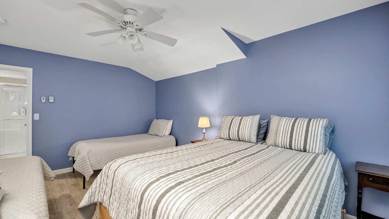 Photo of Bedroom in Moultonborough