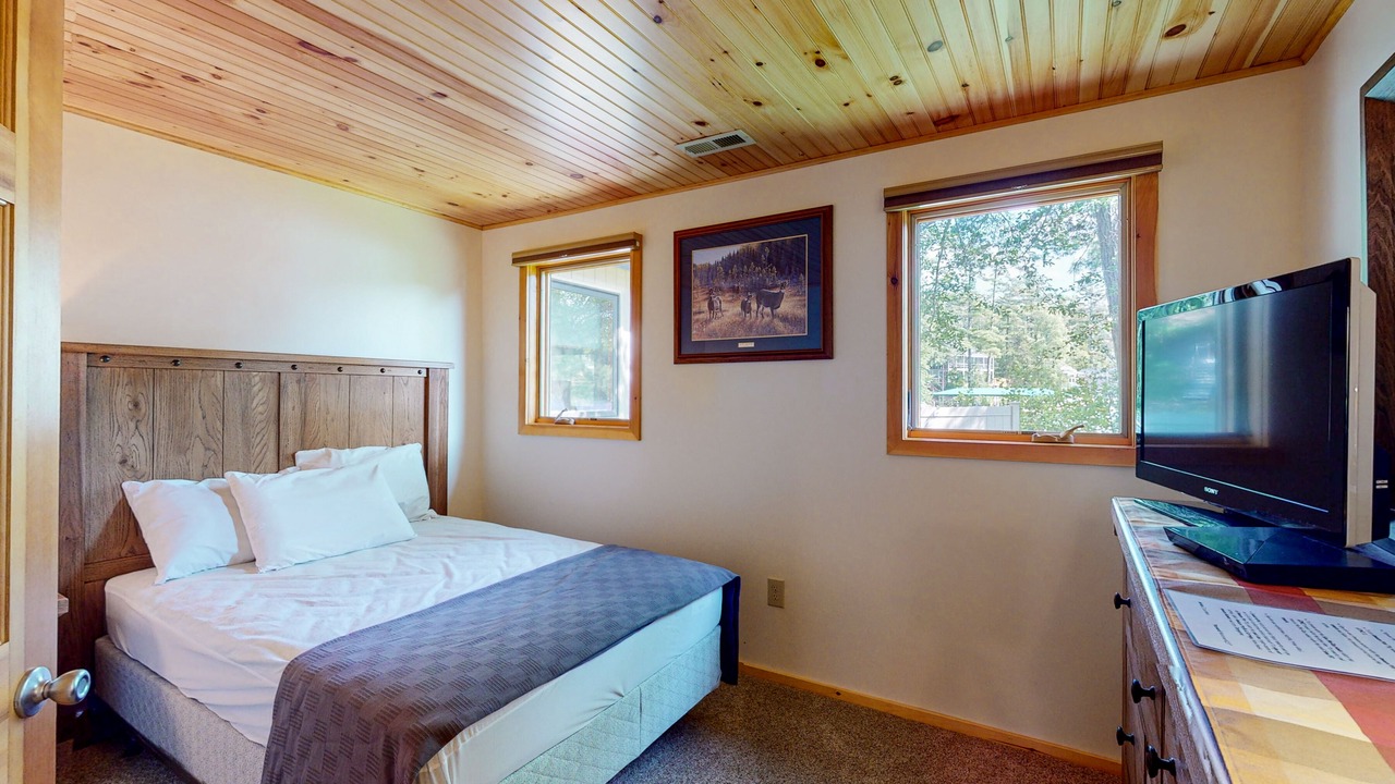 Photo of Bedroom in Alton Bay