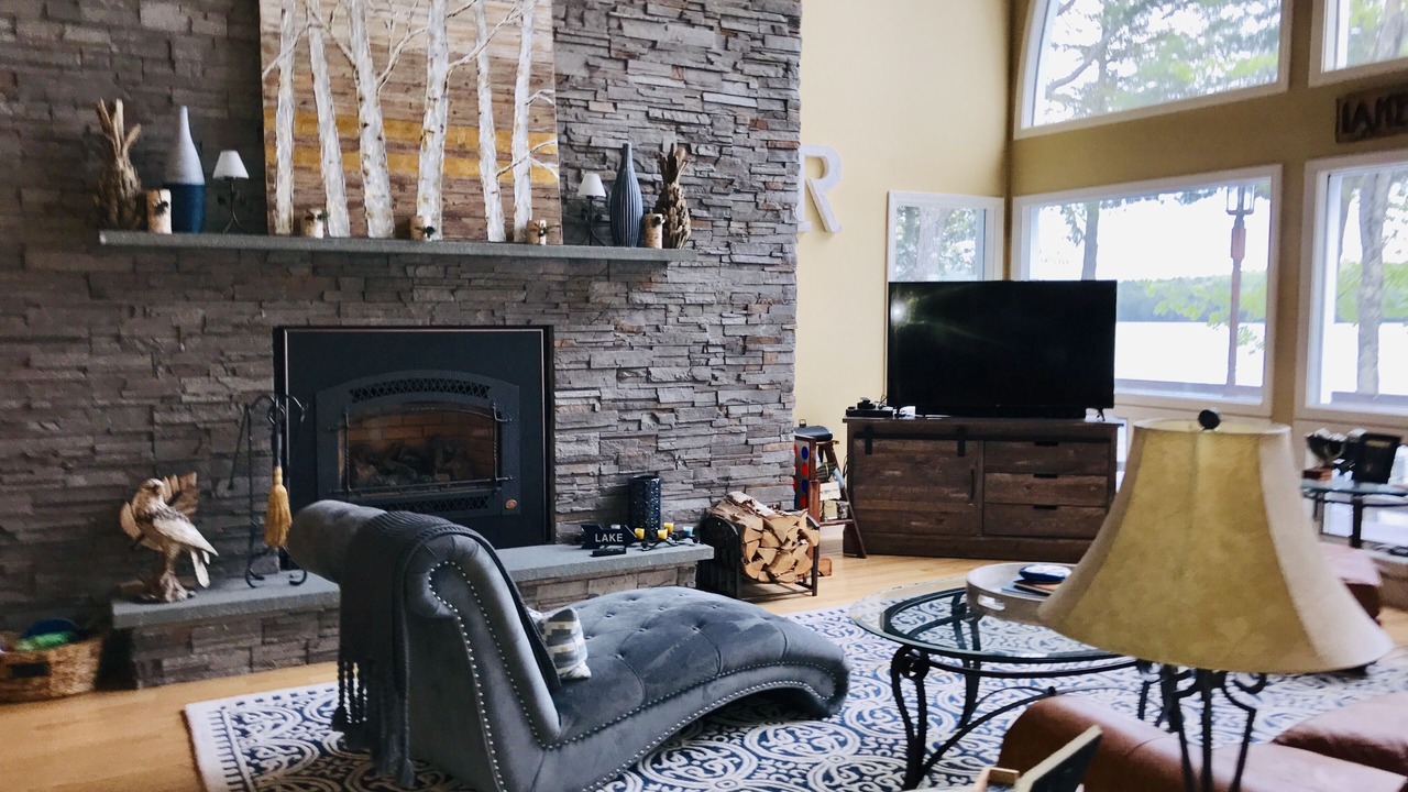 Photo of Livingroom in Moultonborough