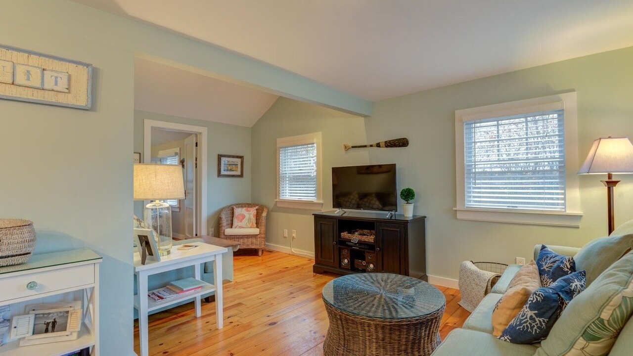 Photo of Livingroom in Ogunquit