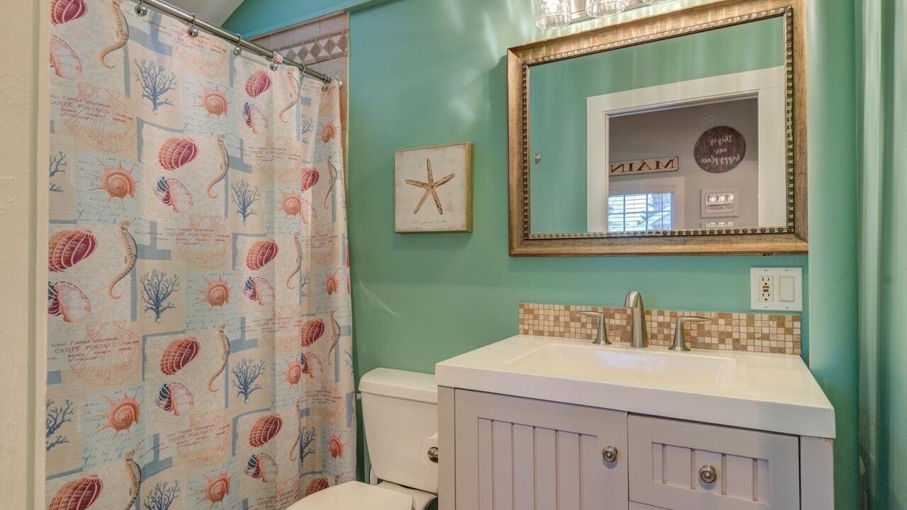 Photo of Bathroom in Ogunquit