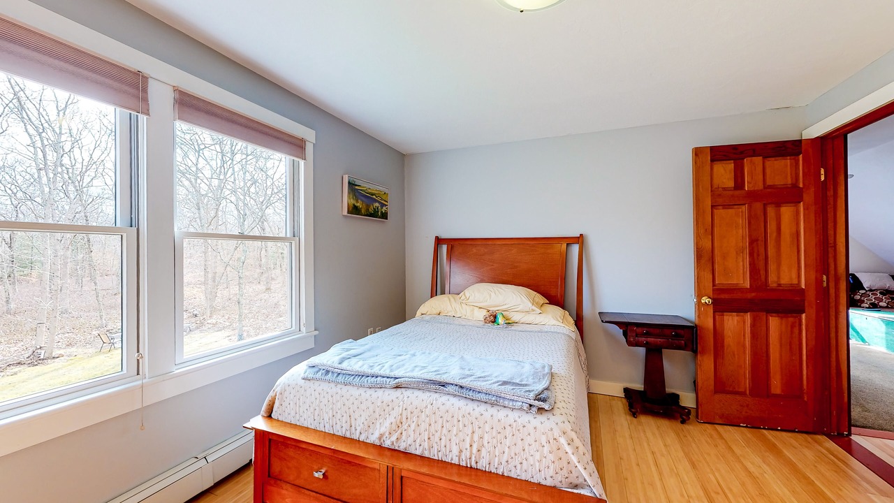 Photo of Bedroom in West Tisbury