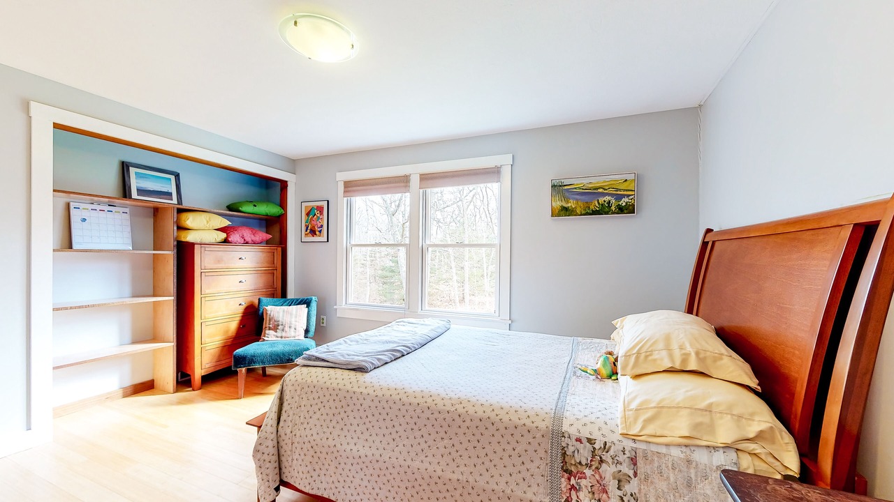 Photo of Bedroom in West Tisbury