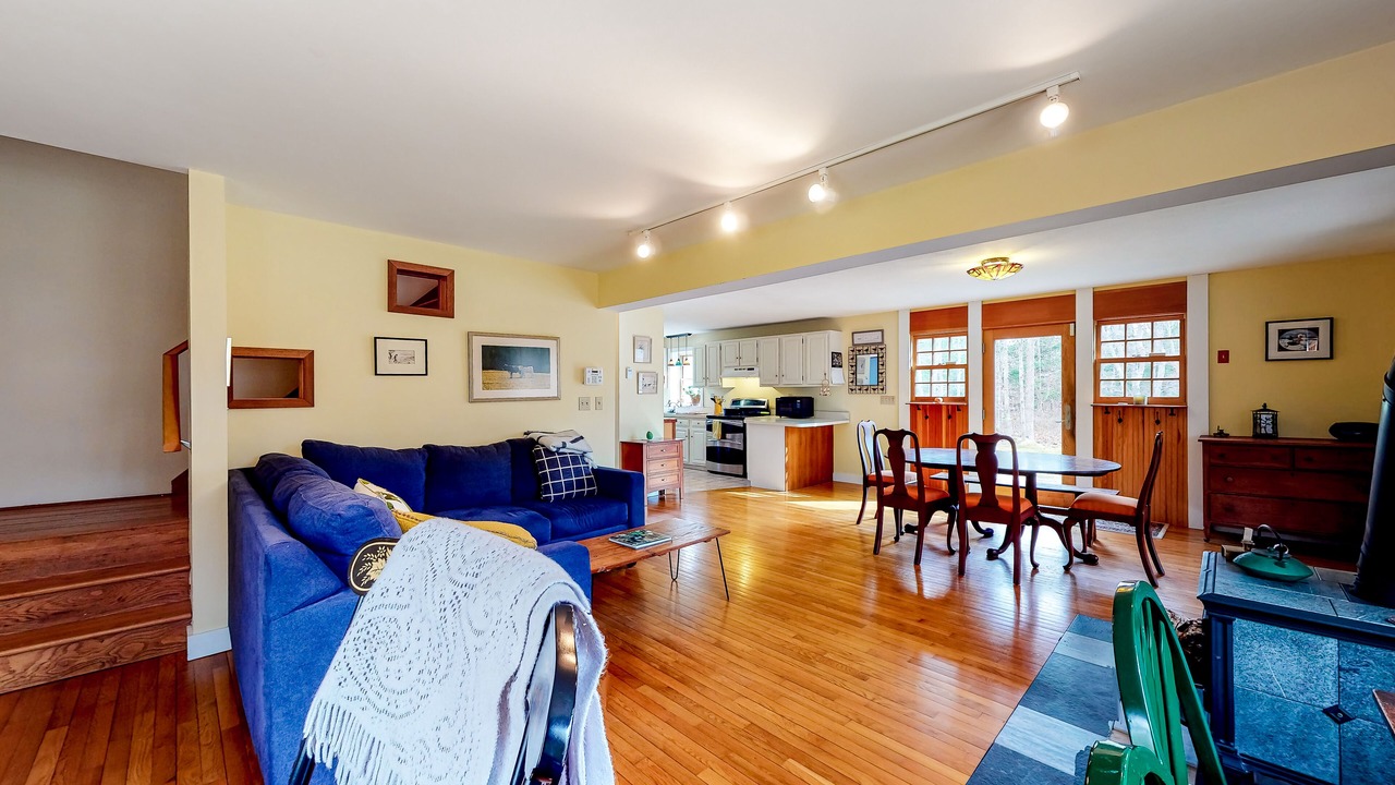 Photo of Livingroom in West Tisbury