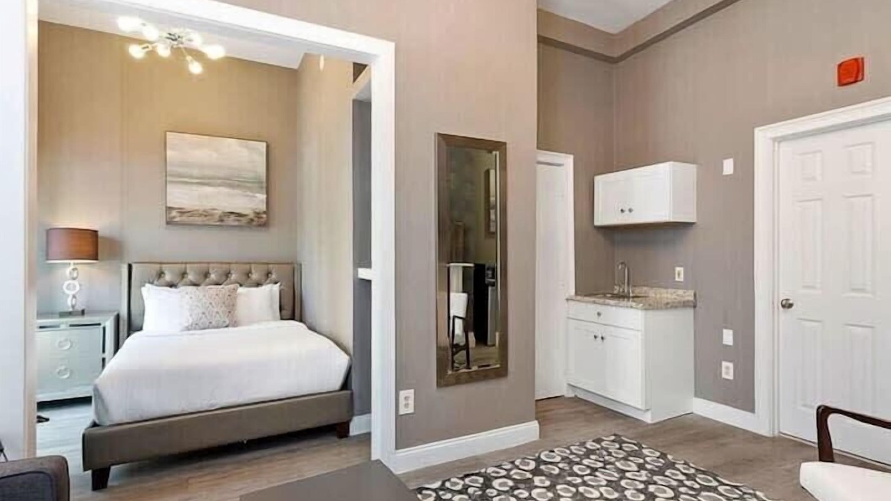 Photo of Bedroom in Bay Village