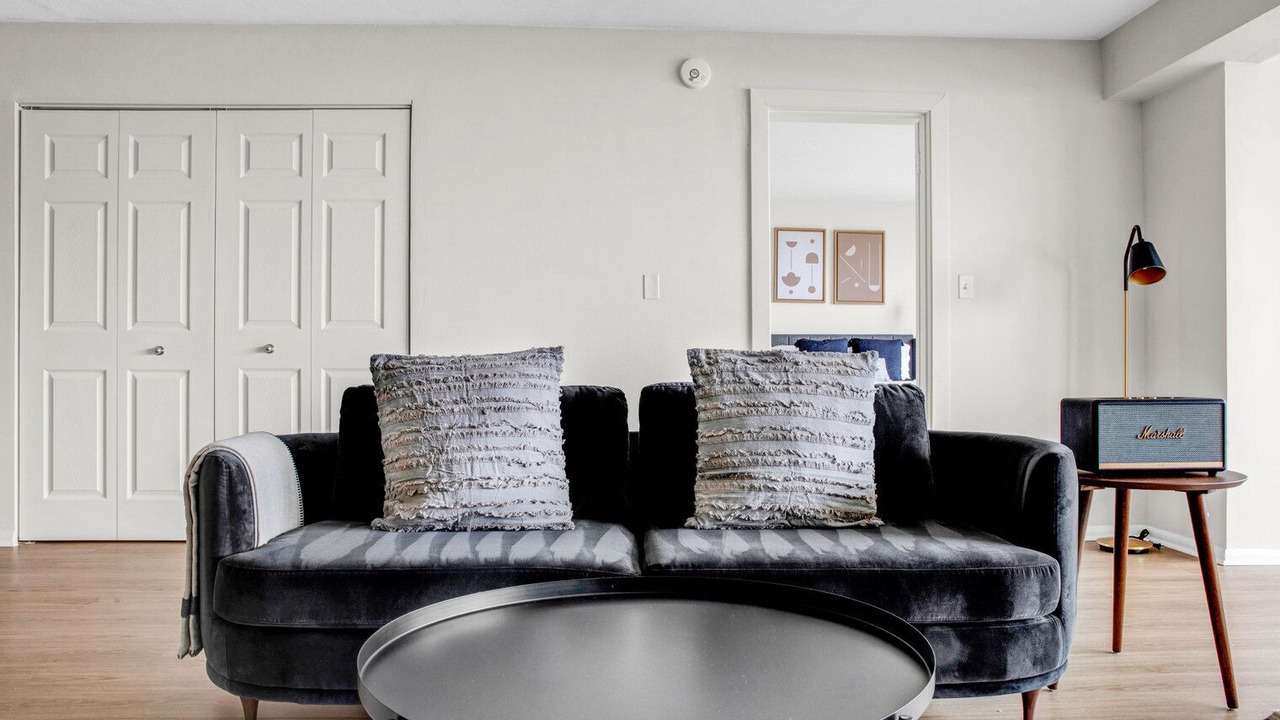 Photo of Livingroom in West End