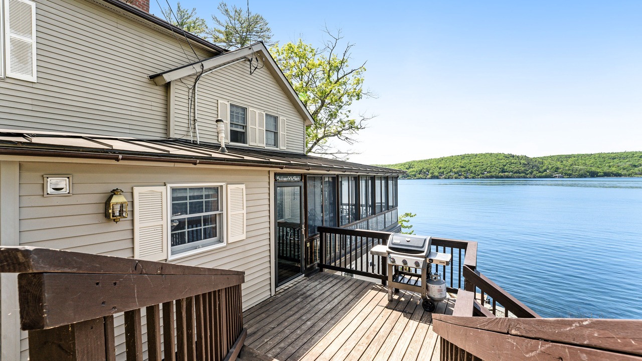 Photo of Patio Balcony in Bomoseen