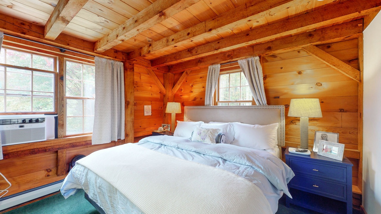 Photo of Bedroom in Stratton and Bromley Ski Areas