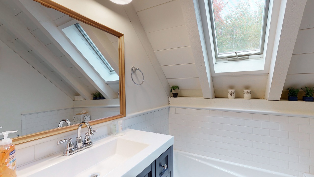 Photo of Bathroom in Stratton and Bromley Ski Areas