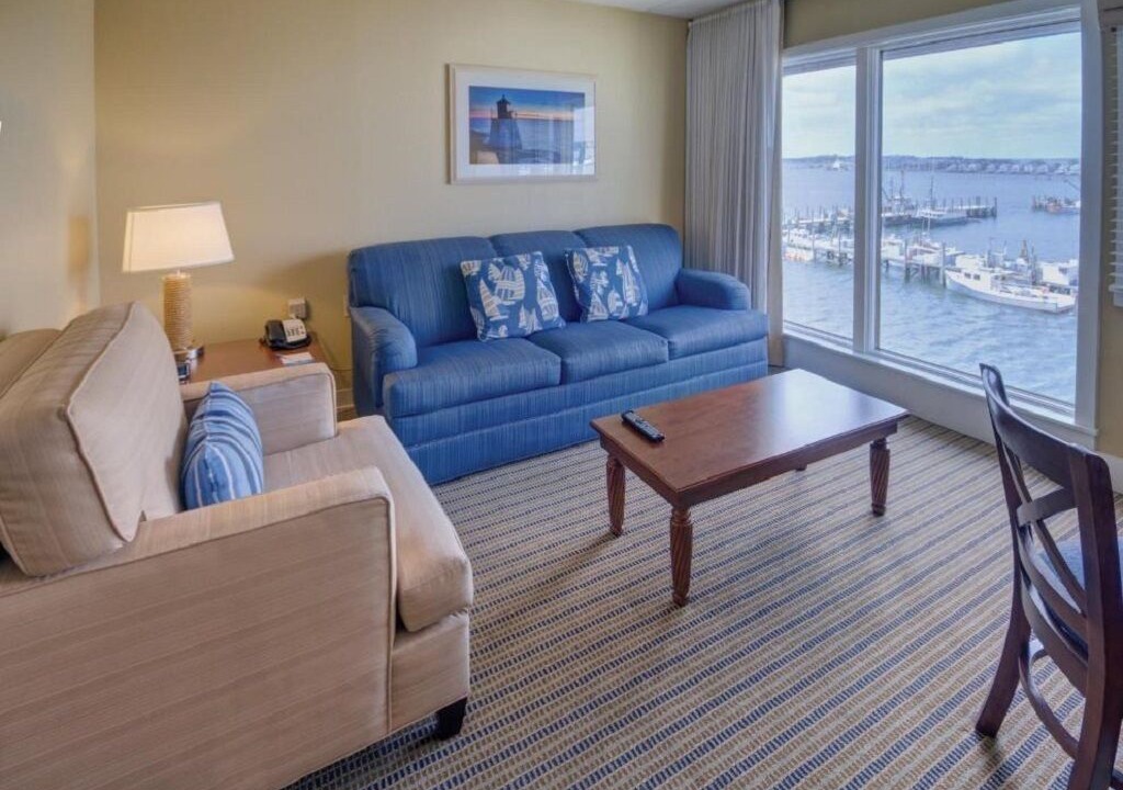 Photo of Livingroom in The Point