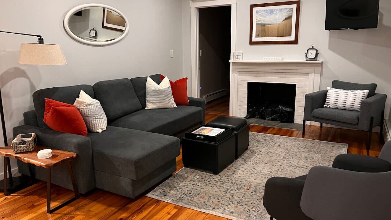 Photo of Livingroom in Mystic