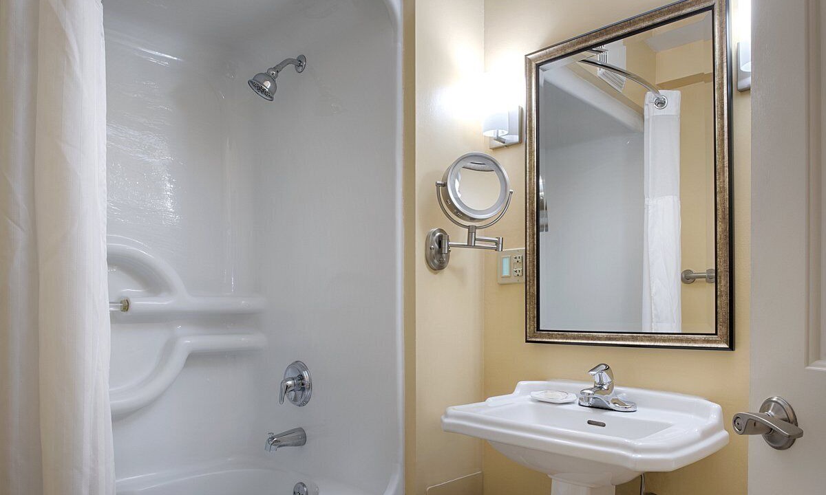 Photo of Bathroom in The Point