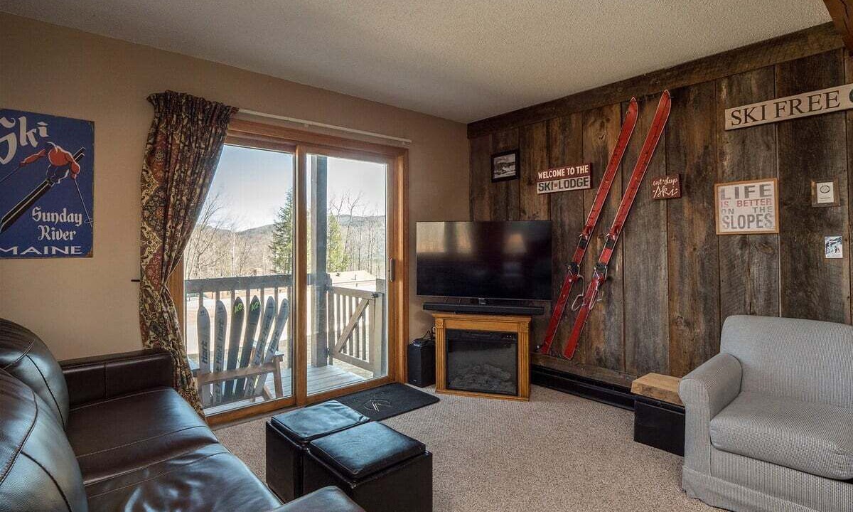 Photo of Livingroom in Sunday River Area