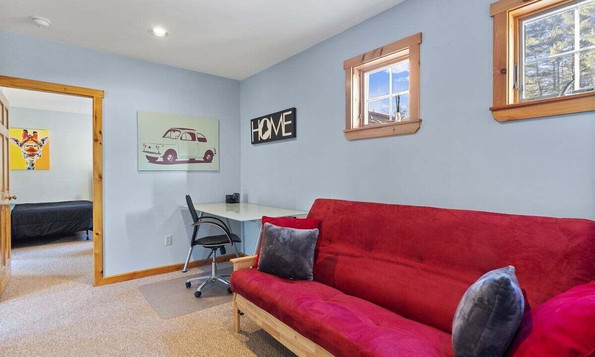 Photo of Livingroom in Bethel