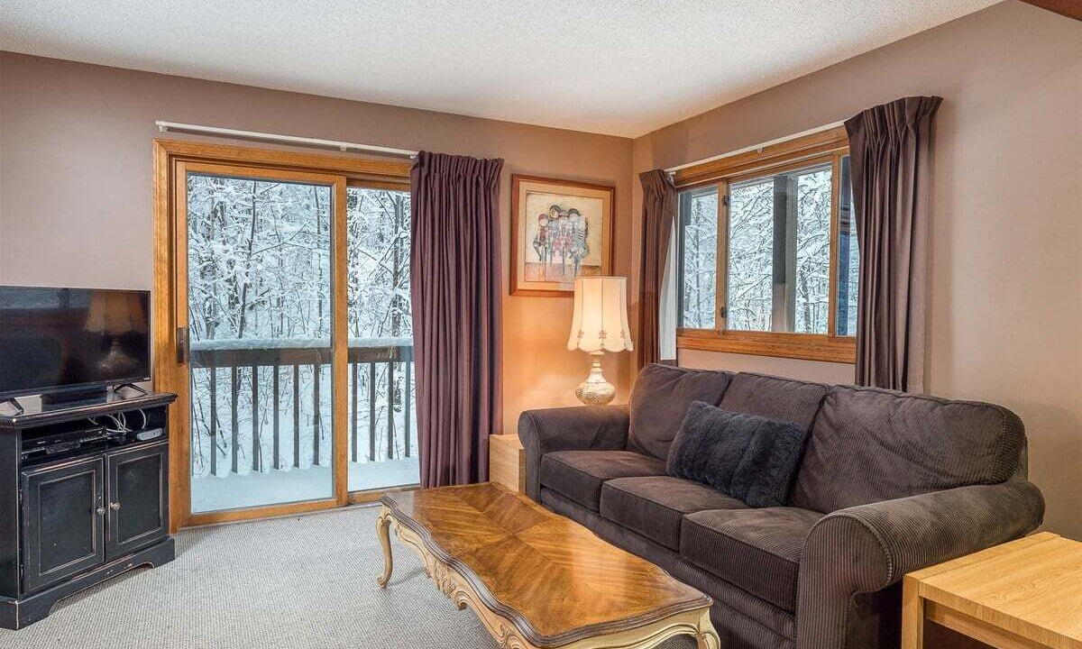 Photo of Livingroom in Sunday River Area