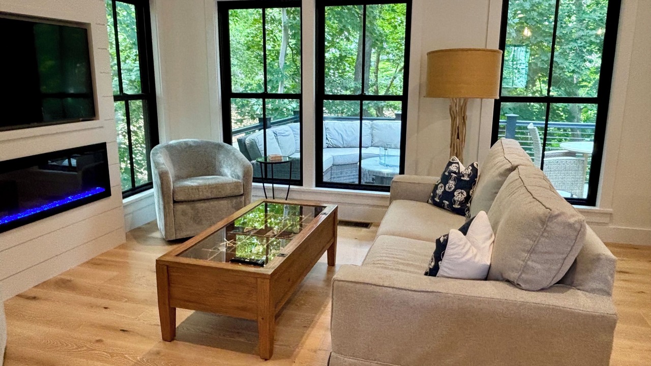 Photo of Livingroom in Ogunquit