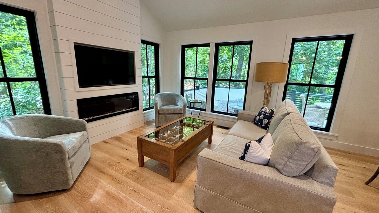 Photo of Livingroom in Ogunquit