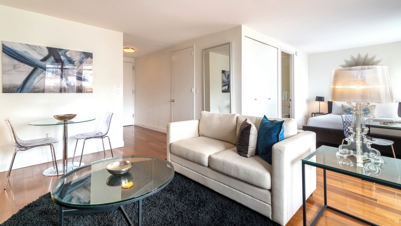 Photo of Livingroom in Gramercy