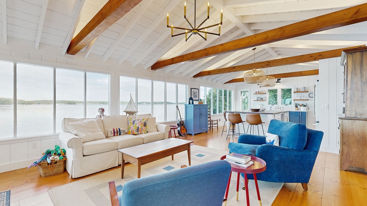 Photo of Livingroom in East Boothbay
