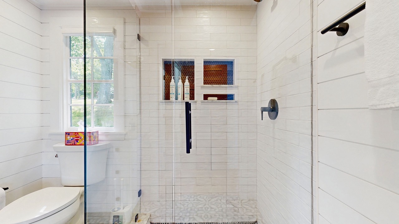 Photo of Bathroom in East Boothbay