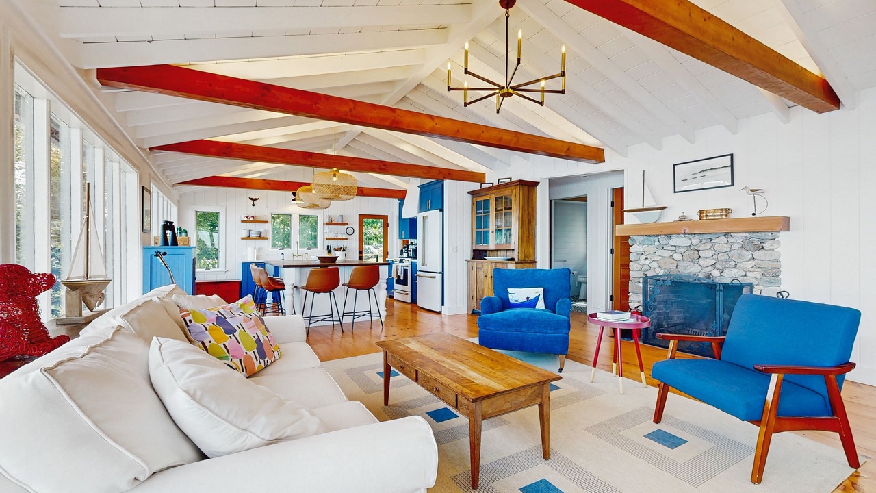 Photo of Livingroom in East Boothbay
