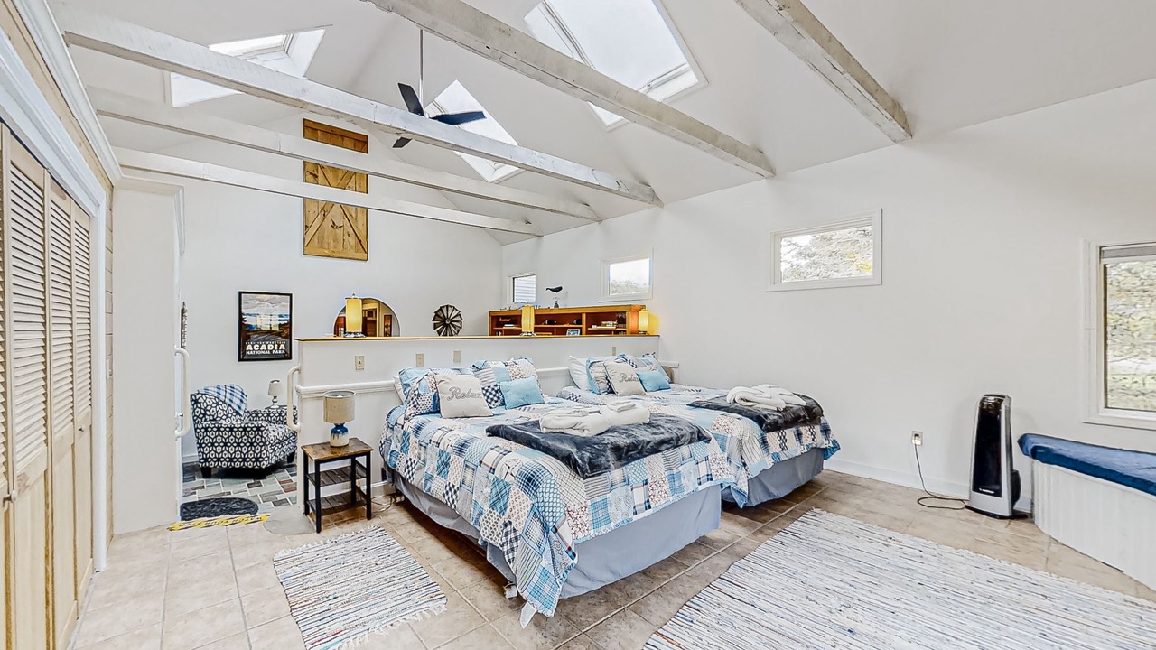 Photo of Bedroom in Lamoine
