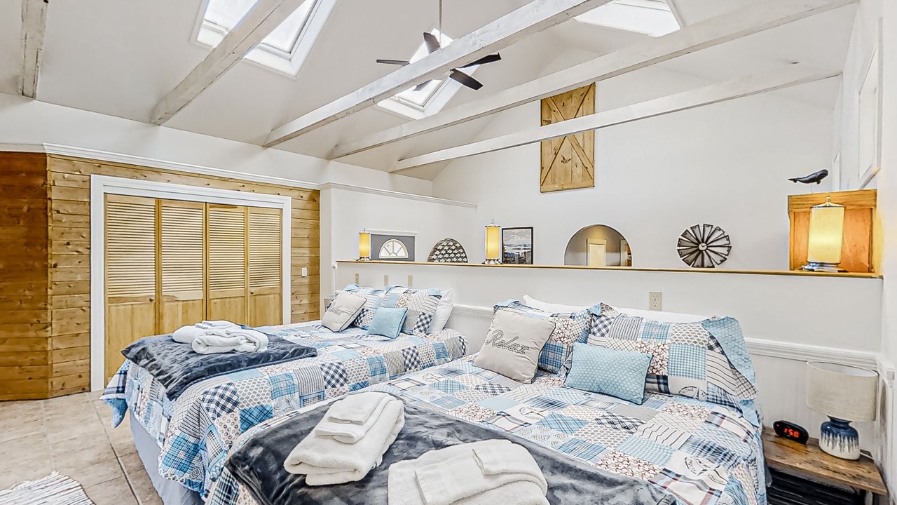 Photo of Bedroom in Lamoine
