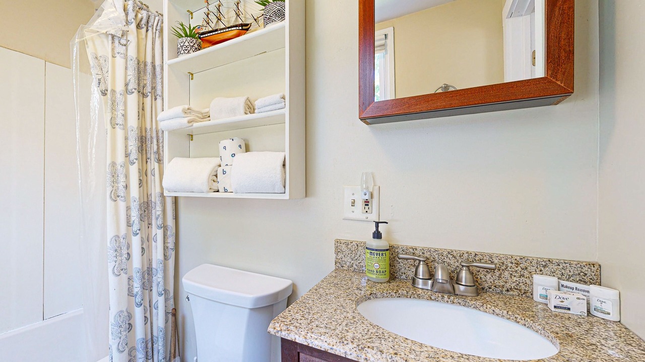 Photo of Bathroom in Boothbay Harbor