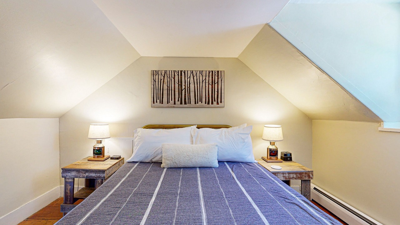 Photo of Bedroom in Boothbay Harbor