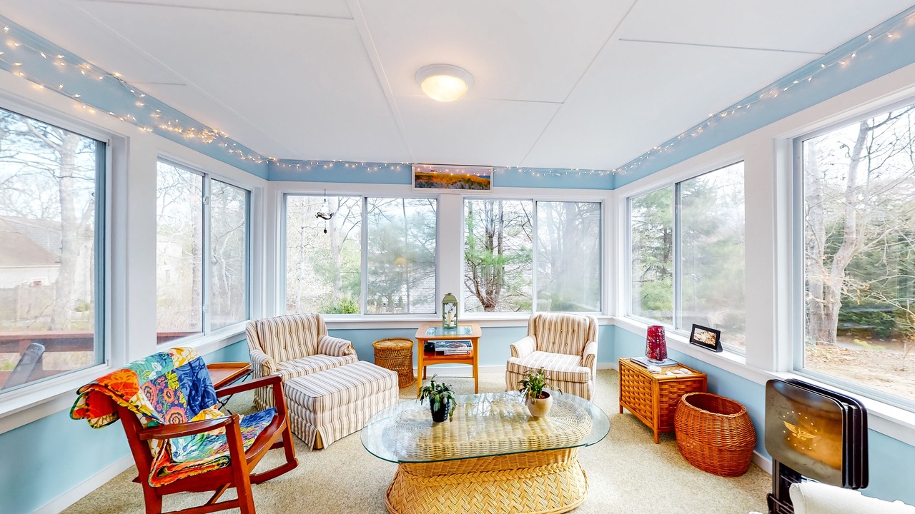 Photo of Livingroom in Northwest Harwich