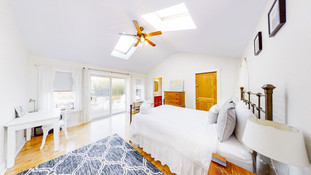 Photo of Bedroom in Bayville