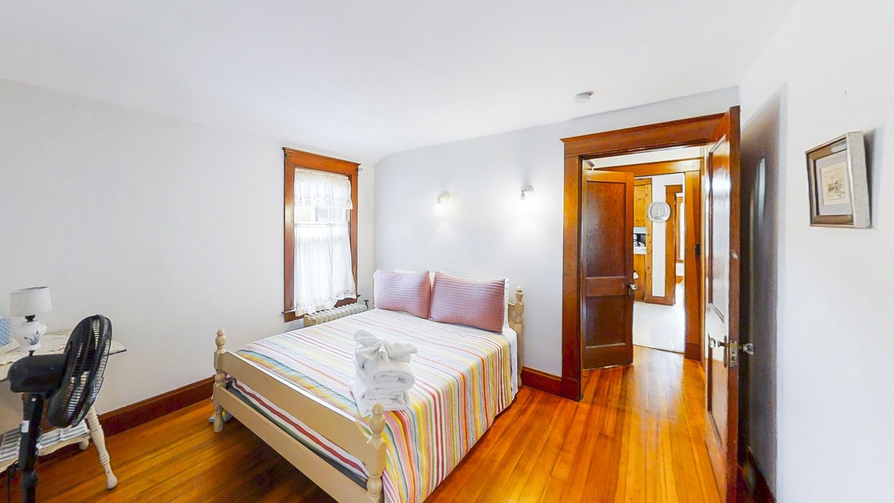 Photo of Bedroom in Bayville
