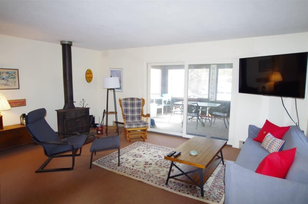 Photo of Livingroom in Newbury