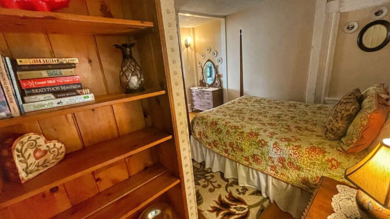 Photo of Bedroom in Trenton