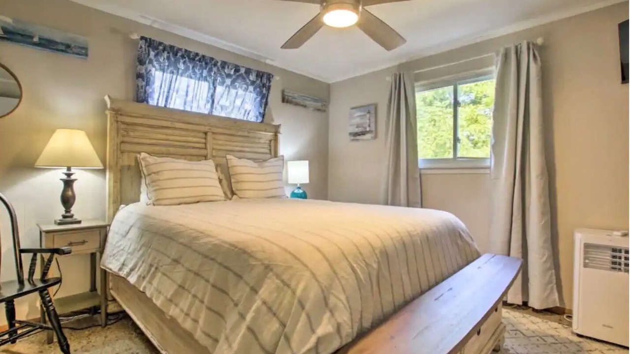 Photo of Bedroom in Niantic