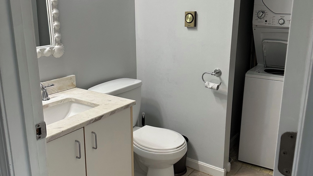 Photo of Bathroom in Ocean Park