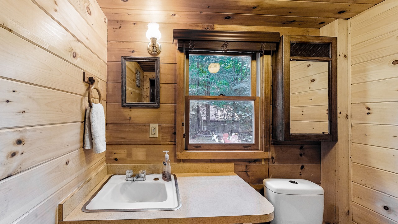 Photo of Bathroom in Winthrop