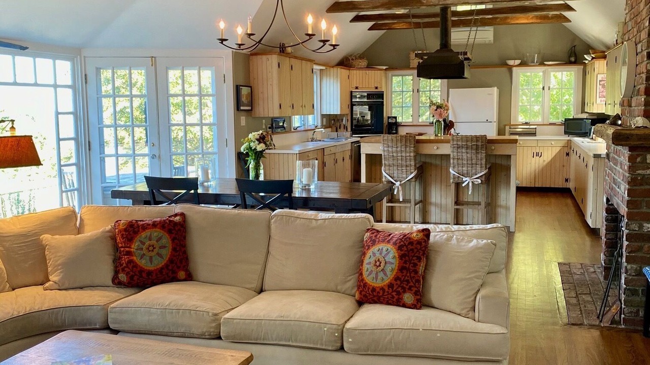Photo of Bedroom in Chilmark