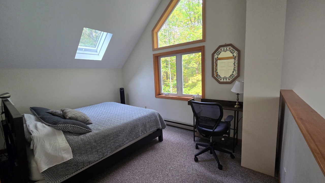 Photo of Bedroom in Campton