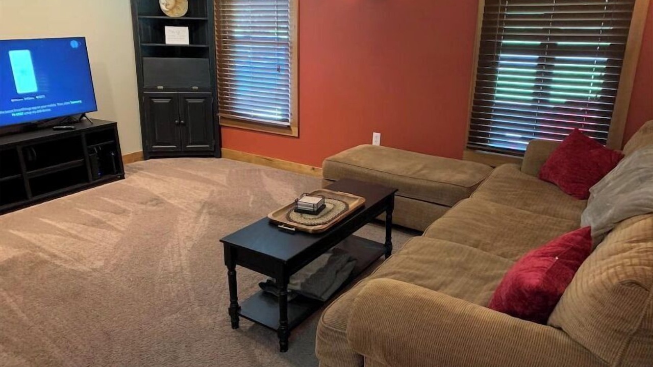 Photo of Livingroom in East Palmyra