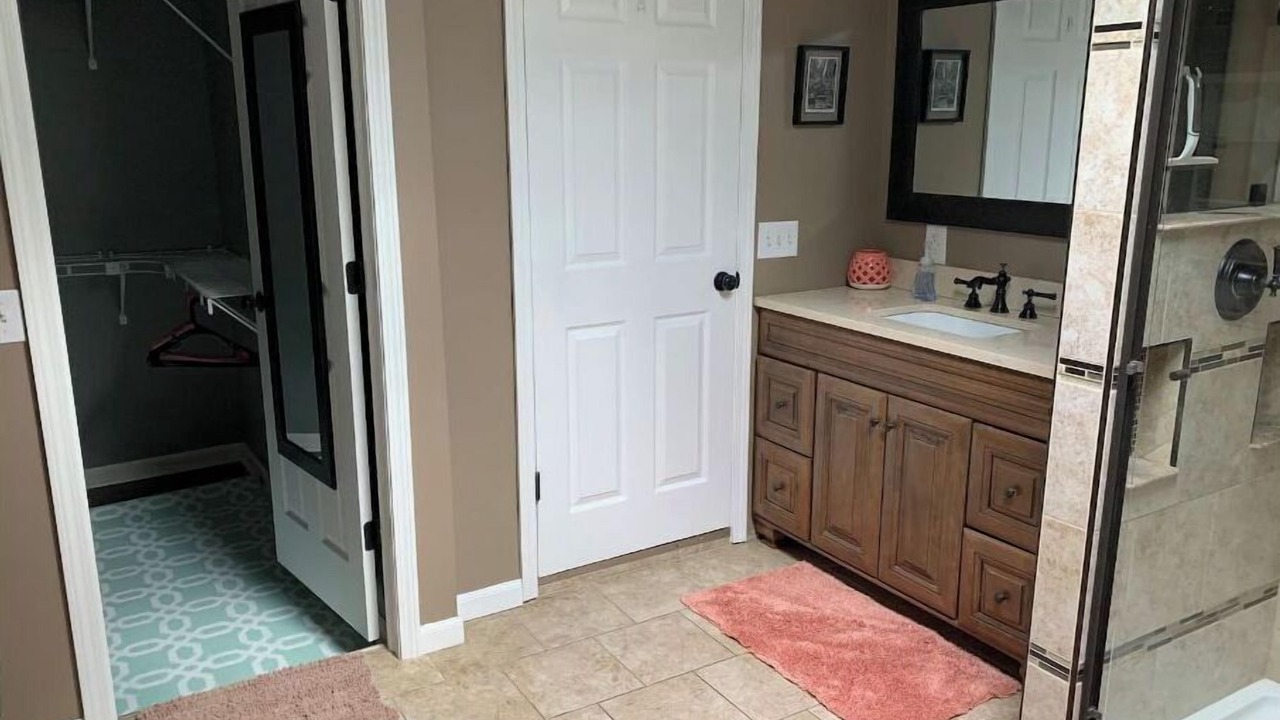Photo of Bathroom in East Palmyra