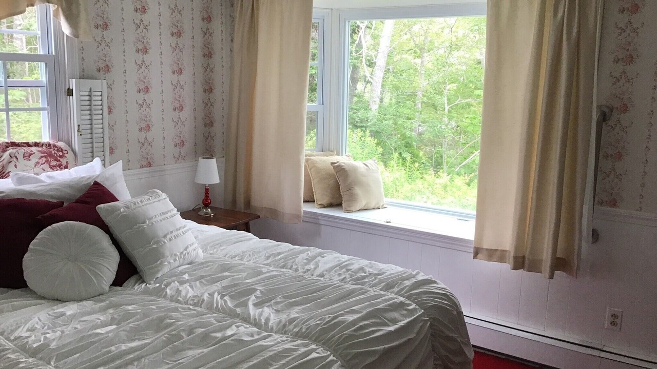 Photo of Bedroom in East Boothbay