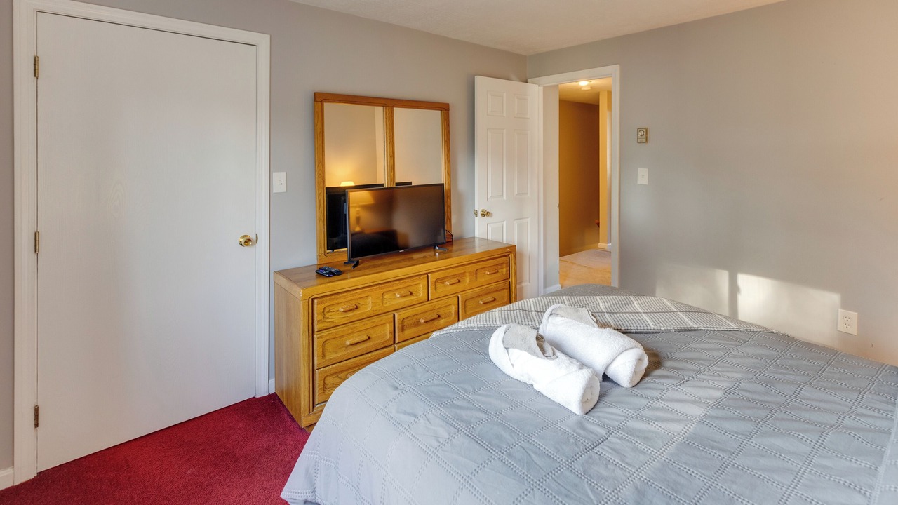 Photo of Bedroom in North Woodstock